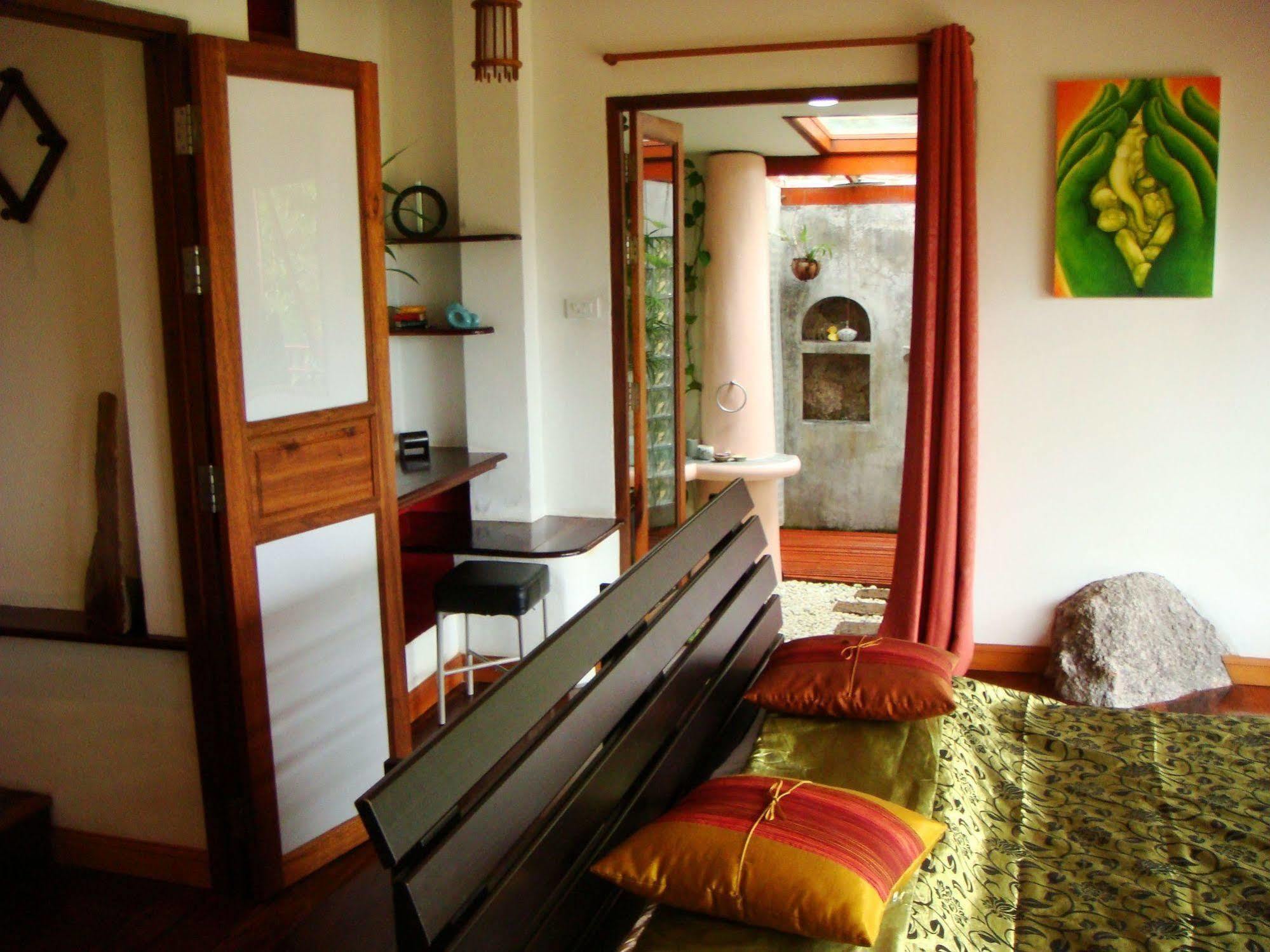 Bed and Breakfast La Cigale Ko Tao Exterior foto